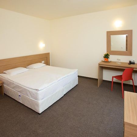 Jeravi Club Hotel Primorsko Eksteriør billede