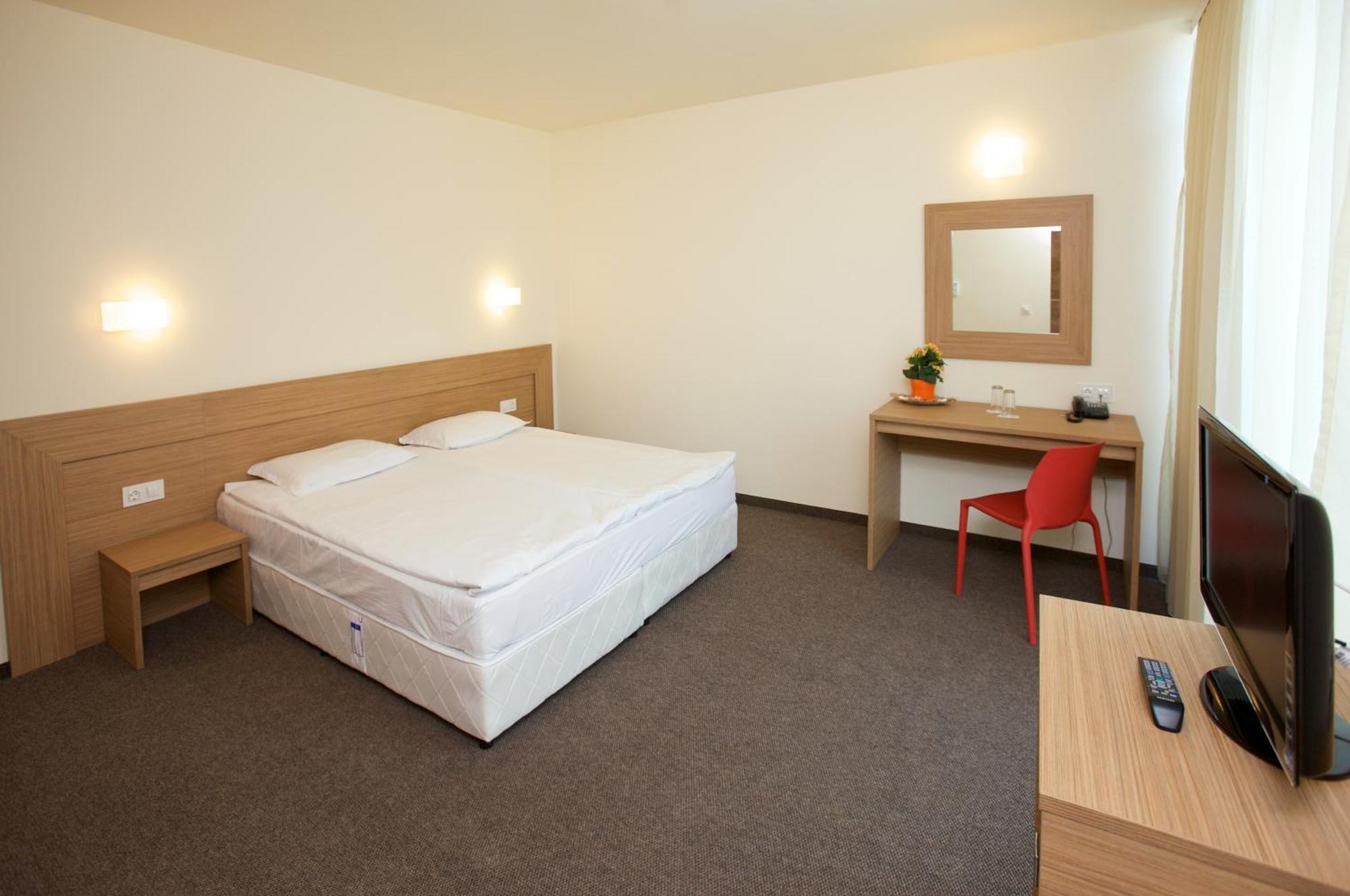 Jeravi Club Hotel Primorsko Eksteriør billede