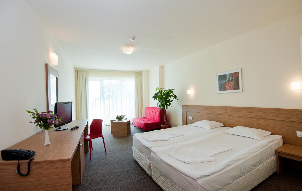 Jeravi Club Hotel Primorsko Eksteriør billede